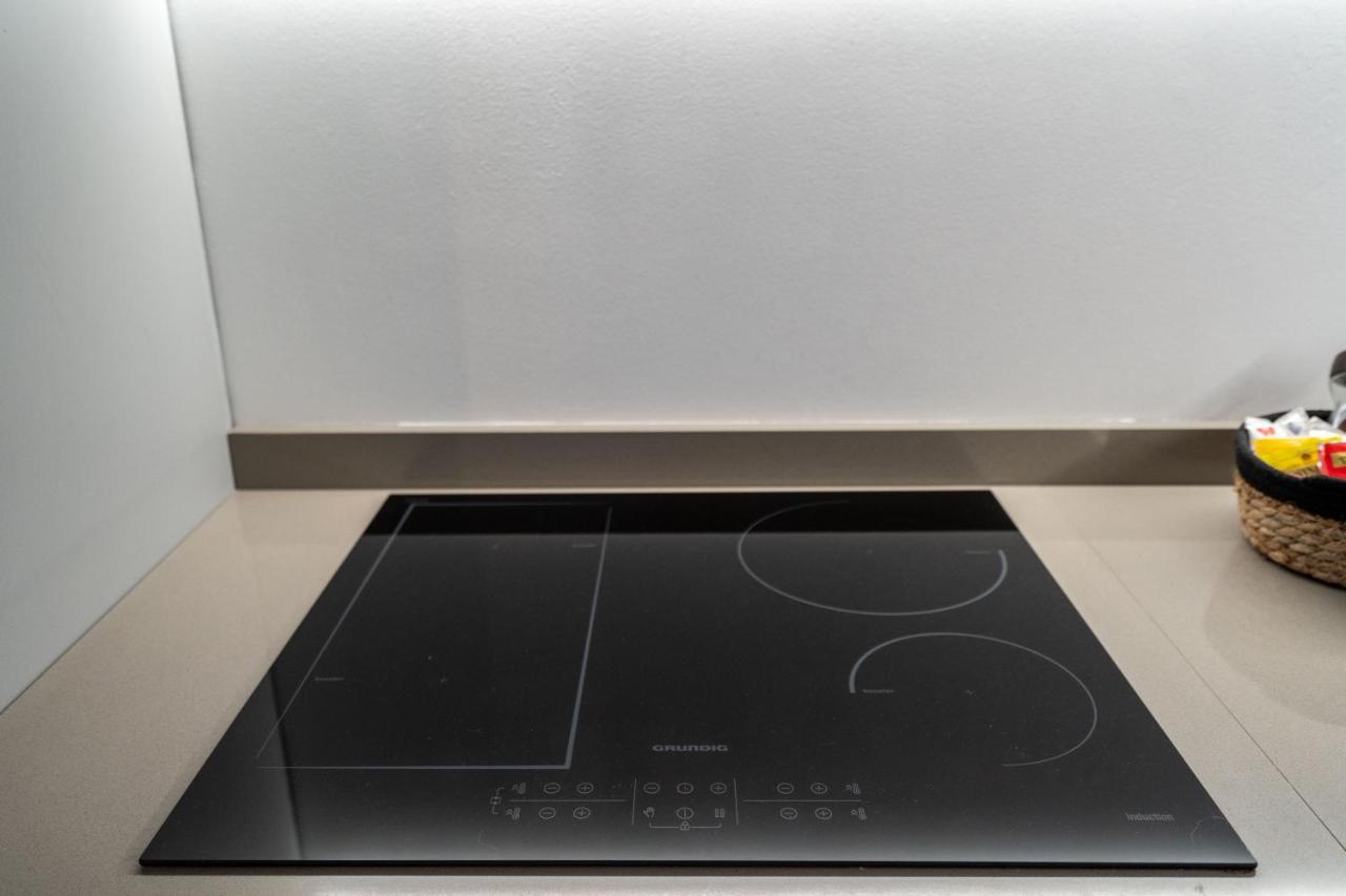 Aurealiving - Trastevere Suite With Rooftop & Gym, Your Place In Rome Roma Exterior foto
