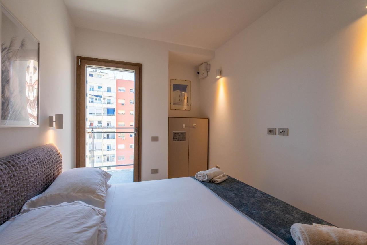 Aurealiving - Trastevere Suite With Rooftop & Gym, Your Place In Rome Roma Exterior foto