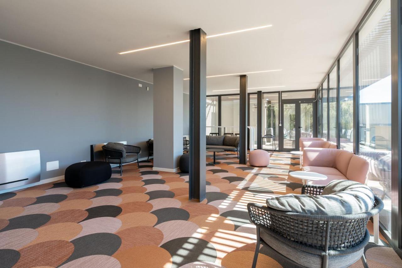 Aurealiving - Trastevere Suite With Rooftop & Gym, Your Place In Rome Roma Exterior foto
