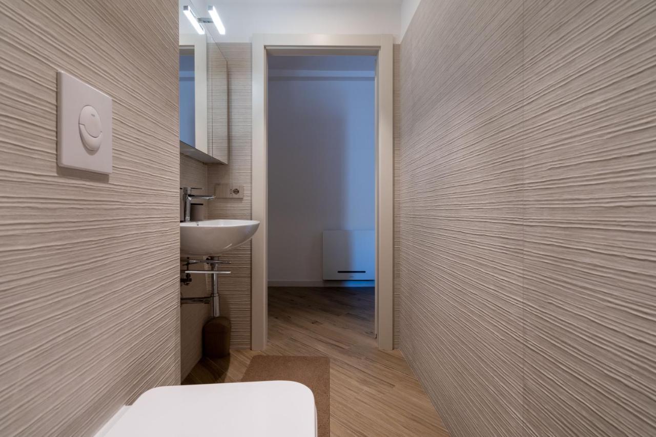 Aurealiving - Trastevere Suite With Rooftop & Gym, Your Place In Rome Roma Exterior foto