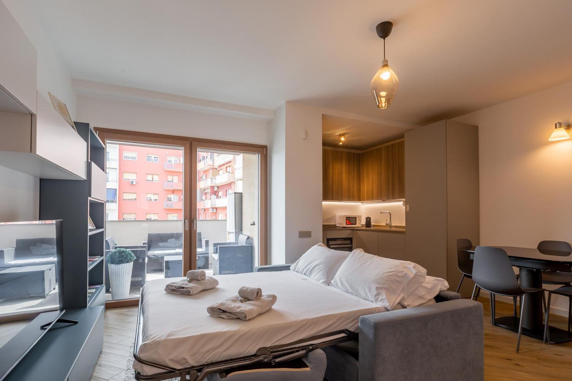 Aurealiving - Trastevere Suite With Rooftop & Gym, Your Place In Rome Roma Exterior foto