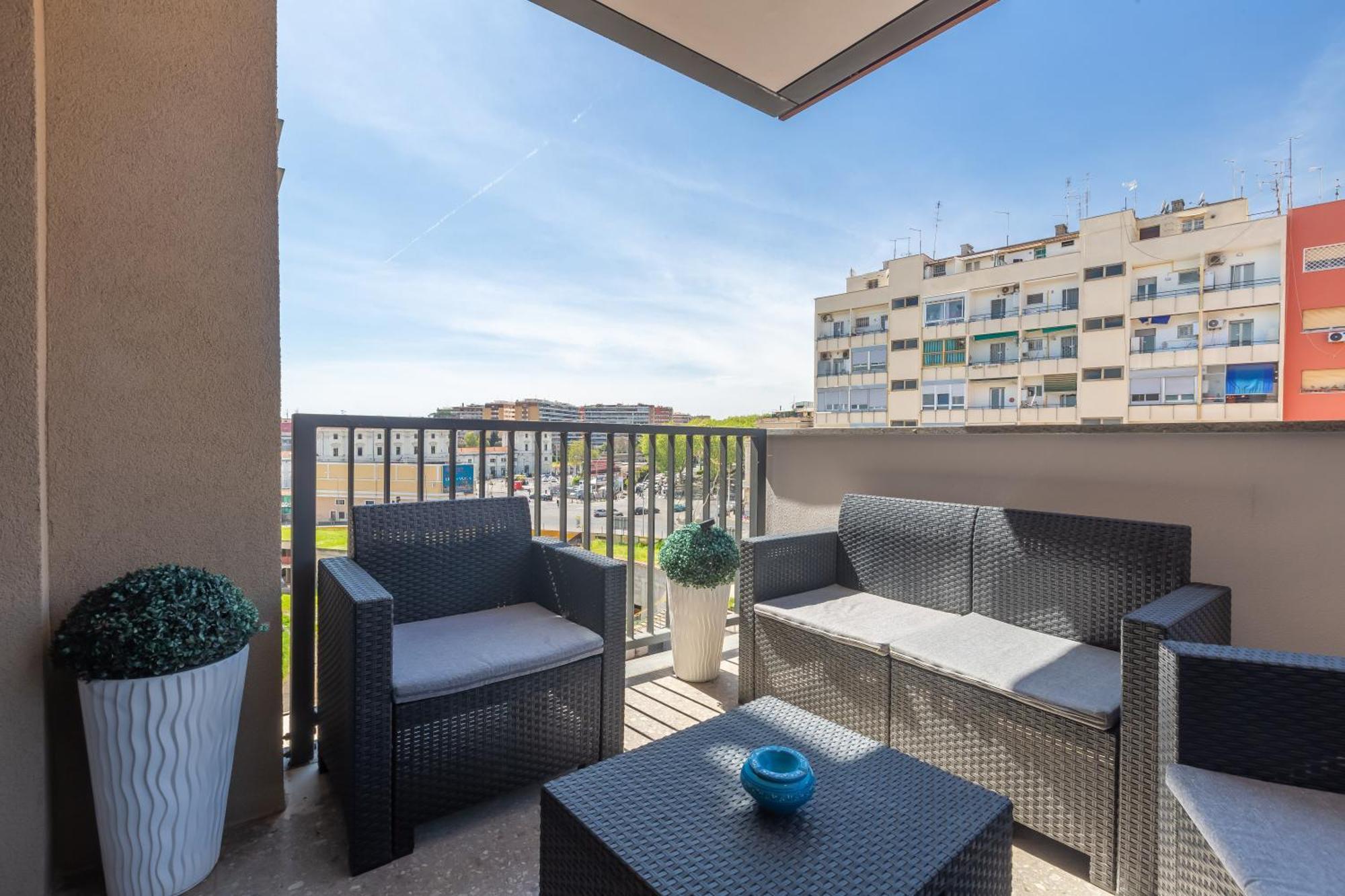 Aurealiving - Trastevere Suite With Rooftop & Gym, Your Place In Rome Roma Exterior foto